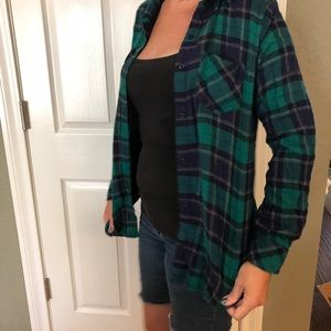 Flowy green and navy flannel